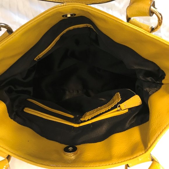 London Fog Handbag, Satchel, Tote, BRAND NEW - Picture 2 of 4